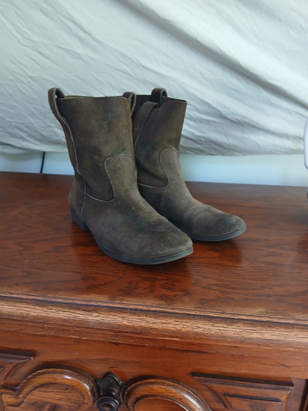 American Eagle Outfitters Brown Suede Ankle Booties